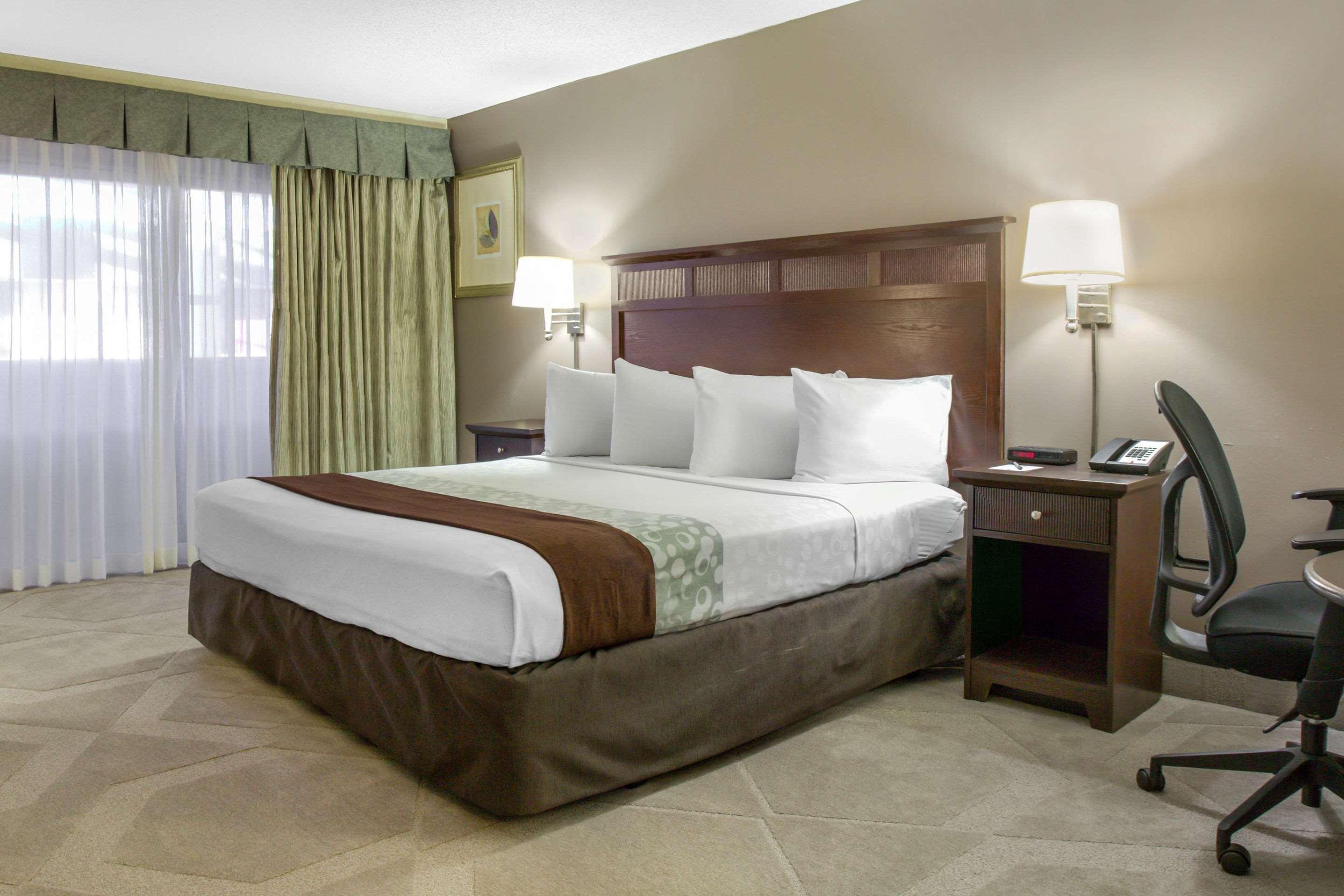 Clarion Hotel Orlando International Airport Εξωτερικό φωτογραφία